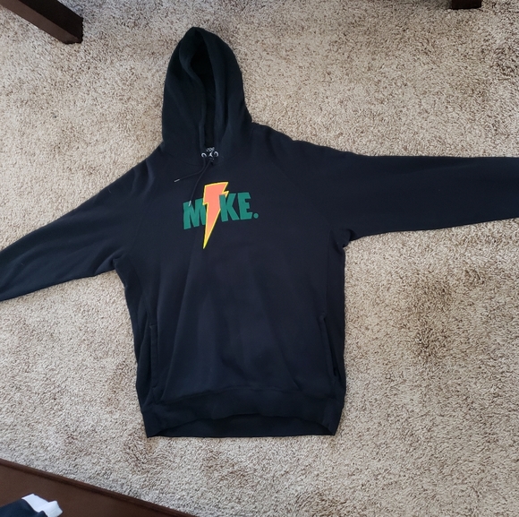 jordan like mike lightning pullover hoodie